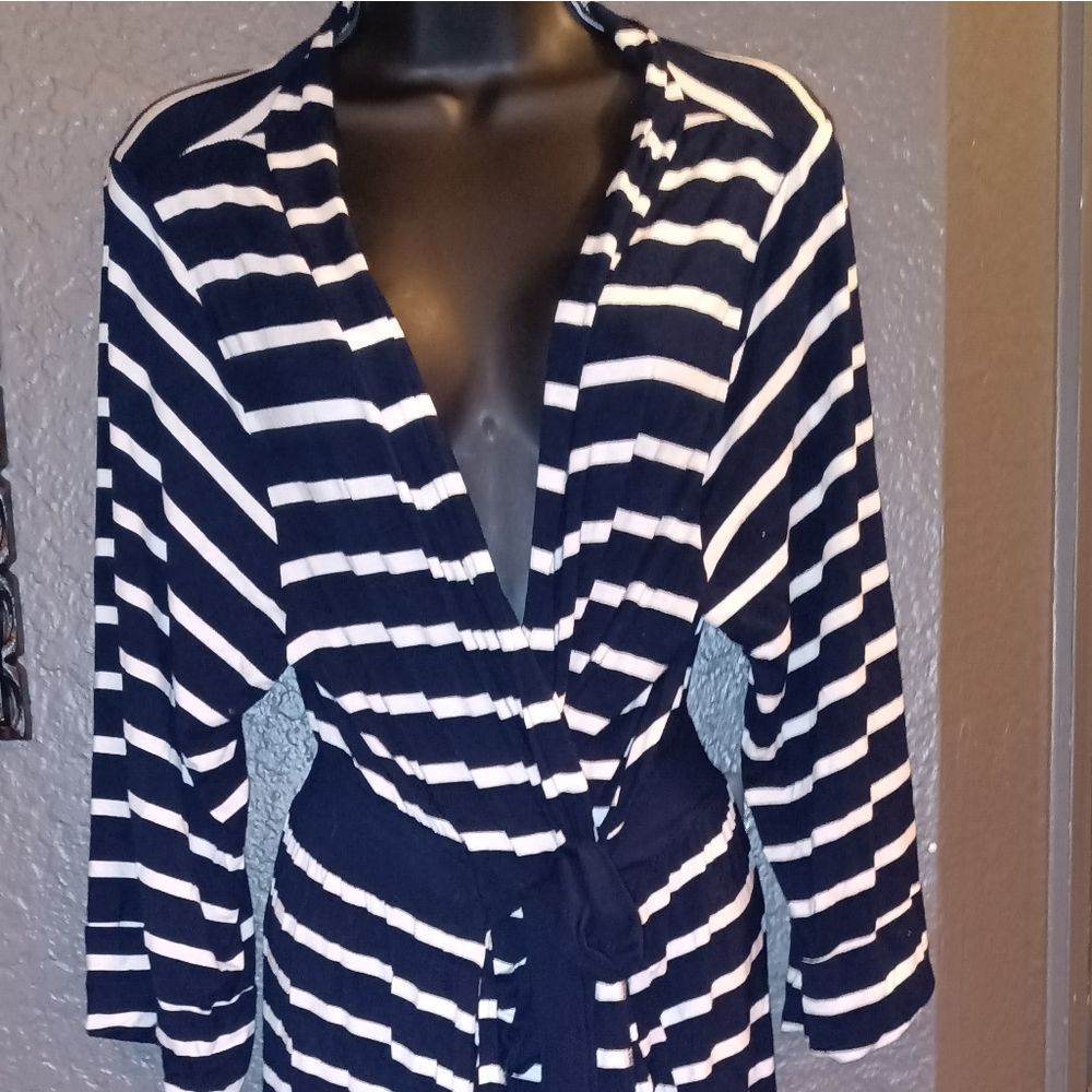 Navy & Striped robe w/attached belt - Picture 3 of 8